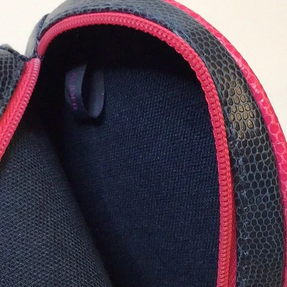 ESTEE LOUDER 3 COSMETIC BAGS - Picture 8 of 15